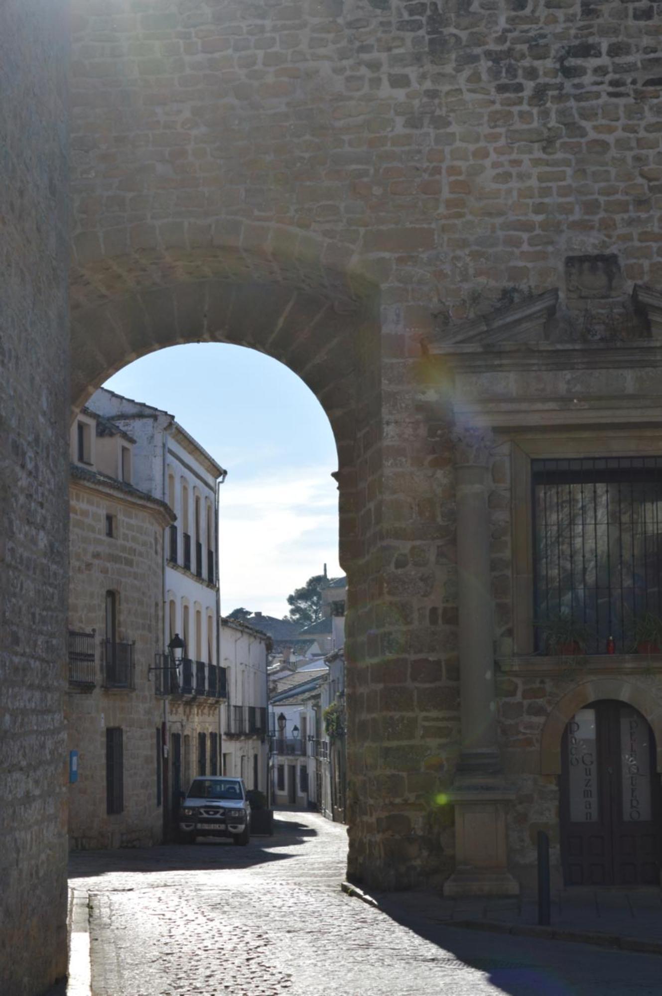Hotel Baeza Monumental By Eme Hoteles ภายนอก รูปภาพ