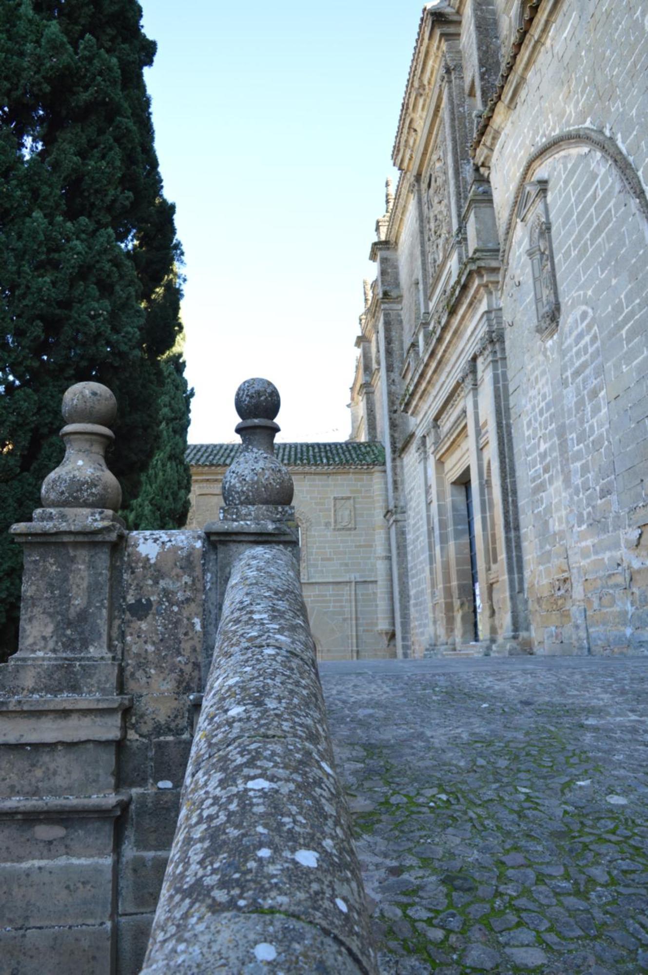 Hotel Baeza Monumental By Eme Hoteles ภายนอก รูปภาพ