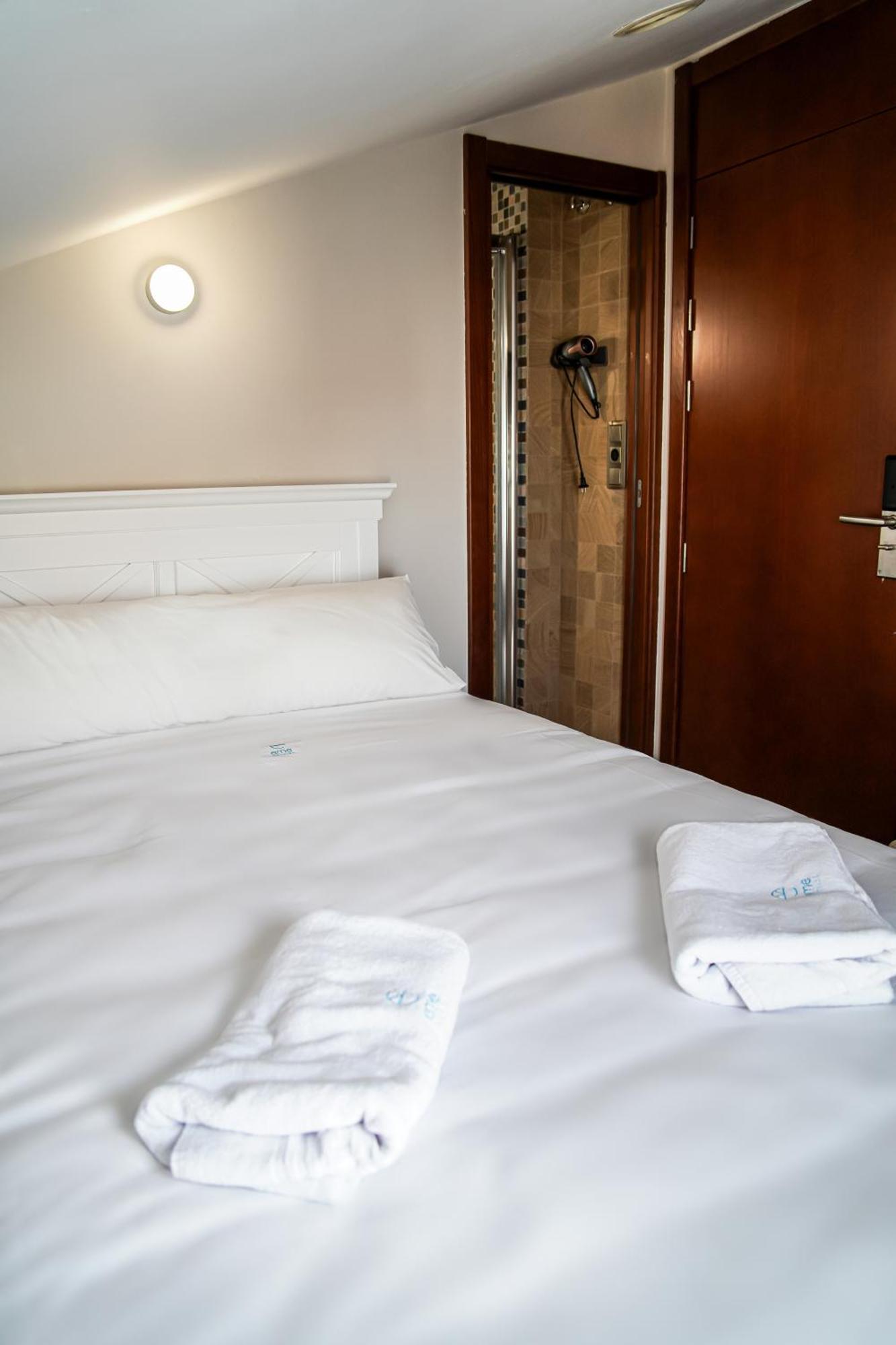Hotel Baeza Monumental By Eme Hoteles ภายนอก รูปภาพ
