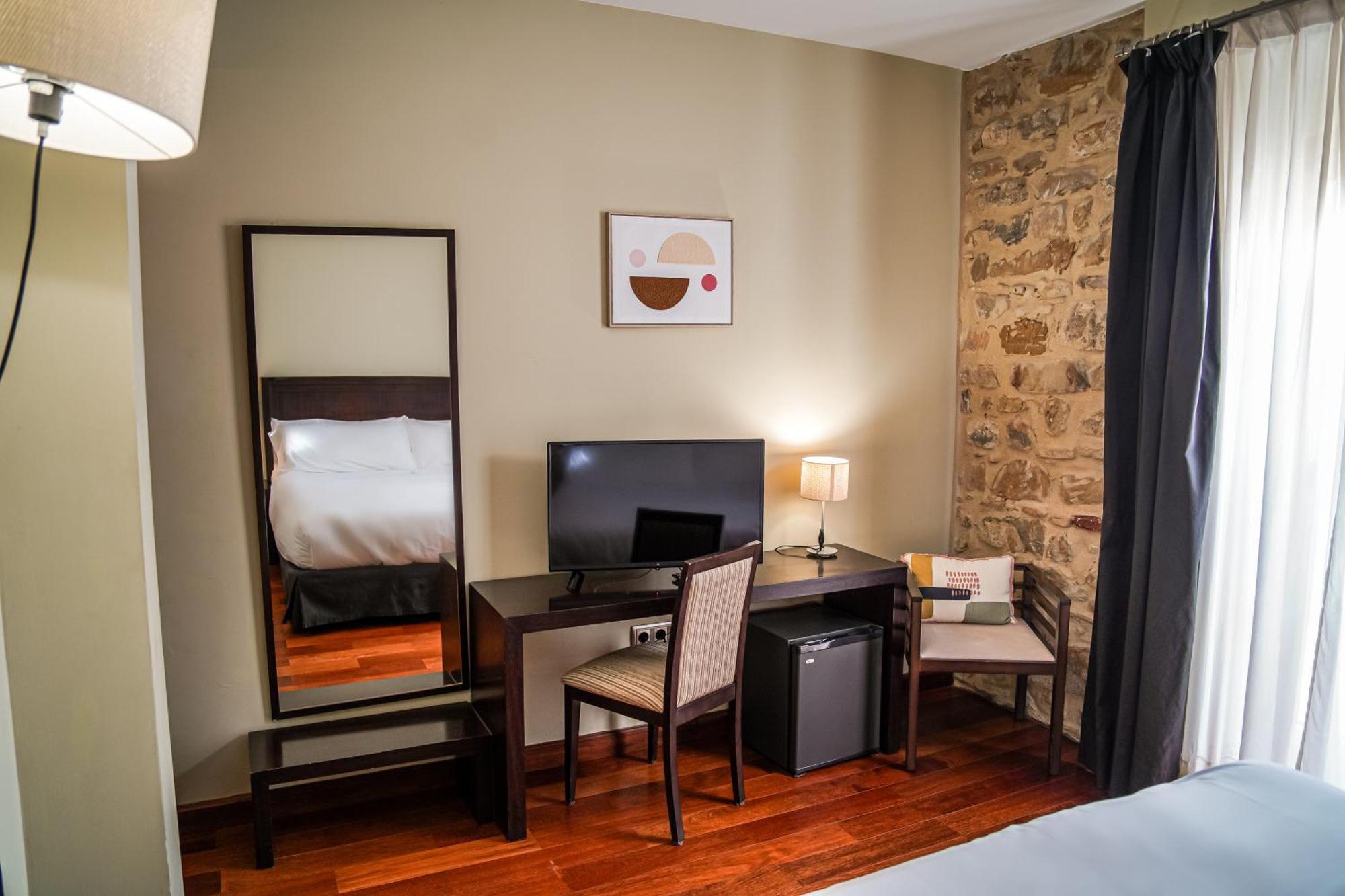 Hotel Baeza Monumental By Eme Hoteles ภายนอก รูปภาพ