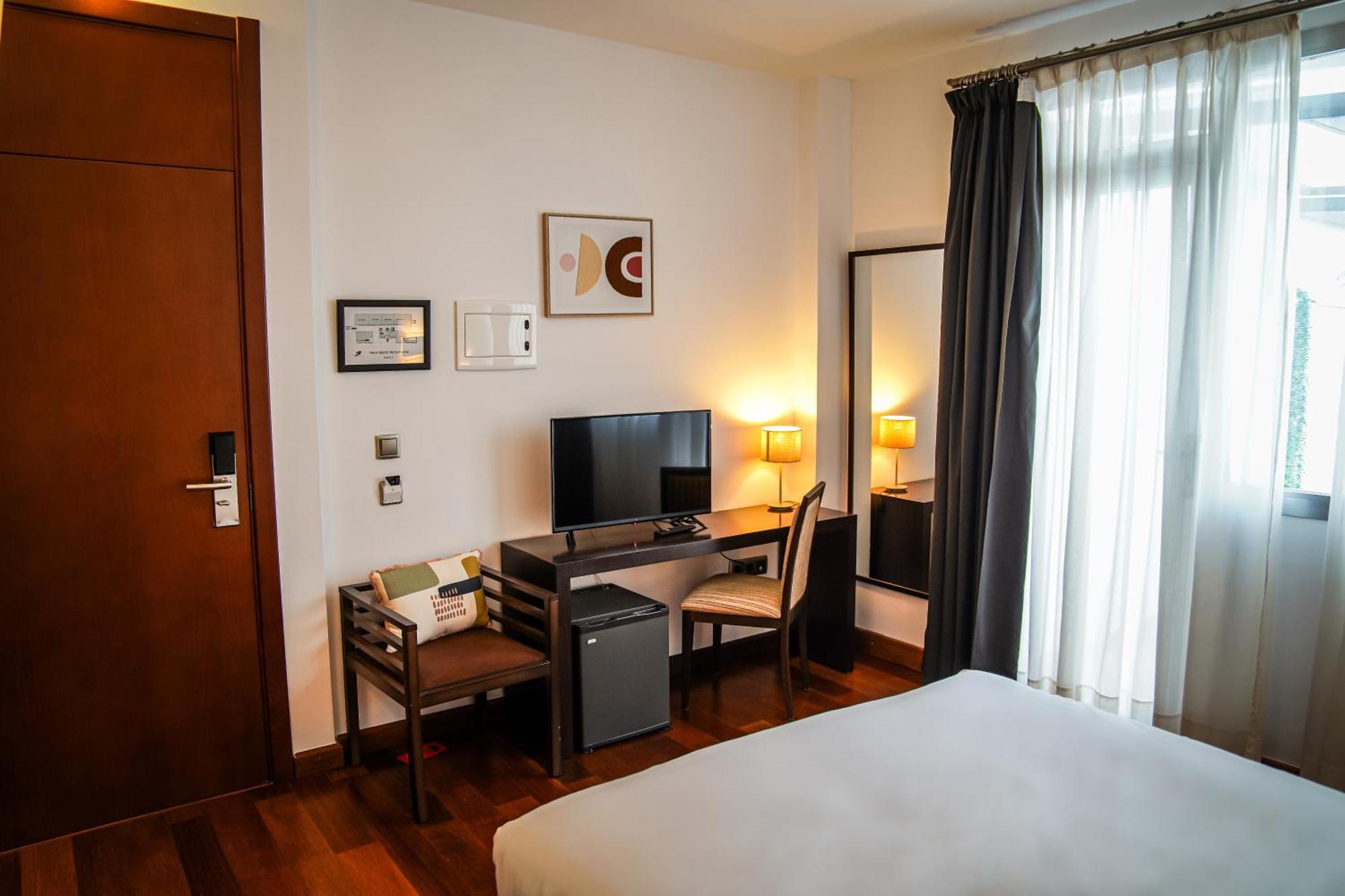 Hotel Baeza Monumental By Eme Hoteles ภายนอก รูปภาพ
