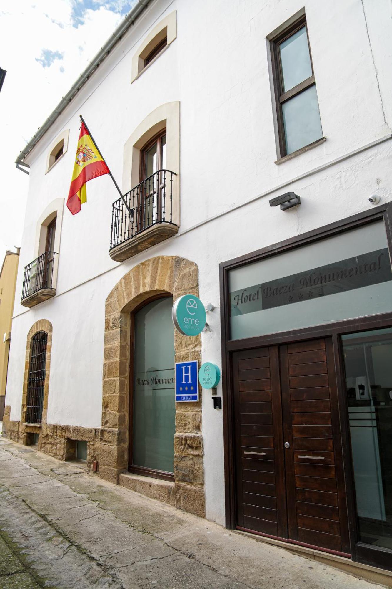 Hotel Baeza Monumental By Eme Hoteles ภายนอก รูปภาพ