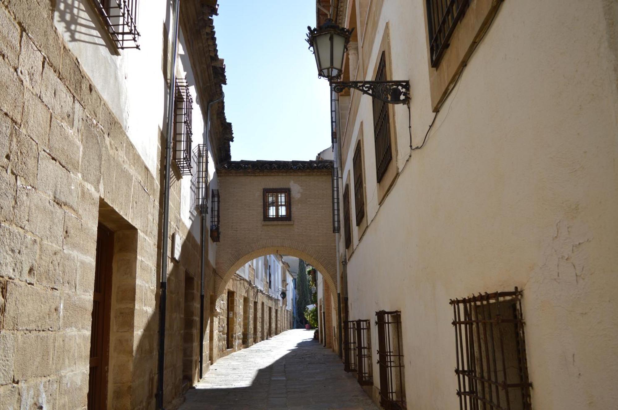 Hotel Baeza Monumental By Eme Hoteles ภายนอก รูปภาพ